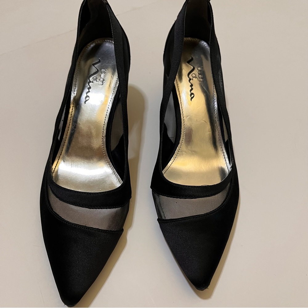 NINA Black Satin w/ Mesh Cut outs on side and toe. Women’s Size 9.5 EUC